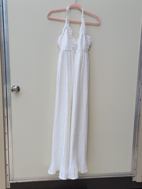 Lulus Dresses & Skirts - LULUS White Lace Halter Maxi Dress